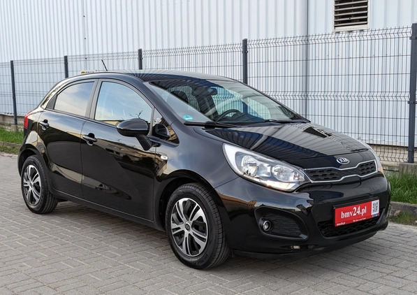 Kia Rio cena 36898 przebieg: 66000, rok produkcji 2015 z Zawiercie małe 232